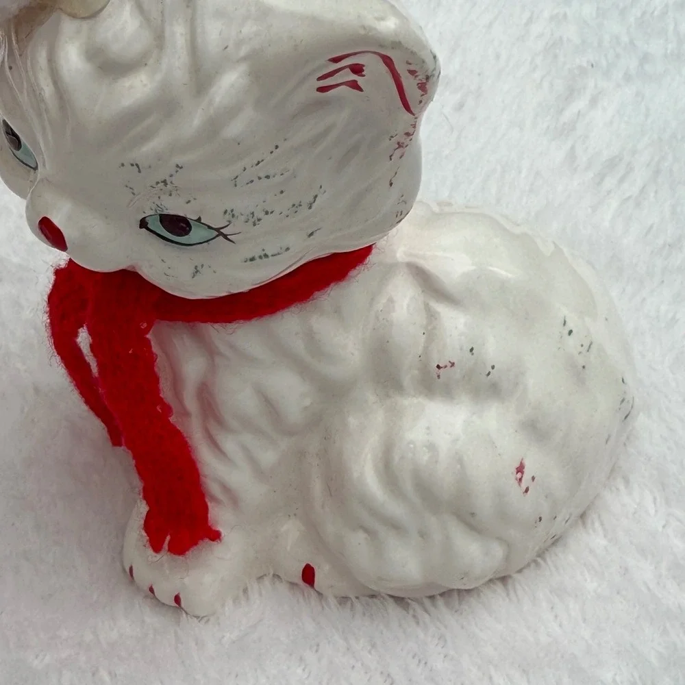 Vintage Ceramic Kitten‎ Figurine Christmas Decor Hat Scarf Holiday Cute